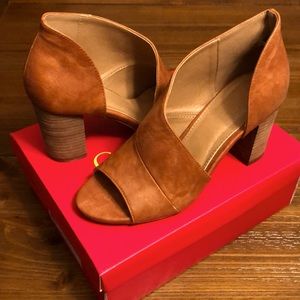 Catherine Malandrino brown heels size 9
